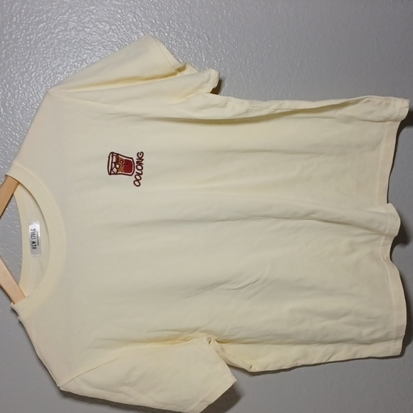 New style yellow shirt - Picture 2 of 5